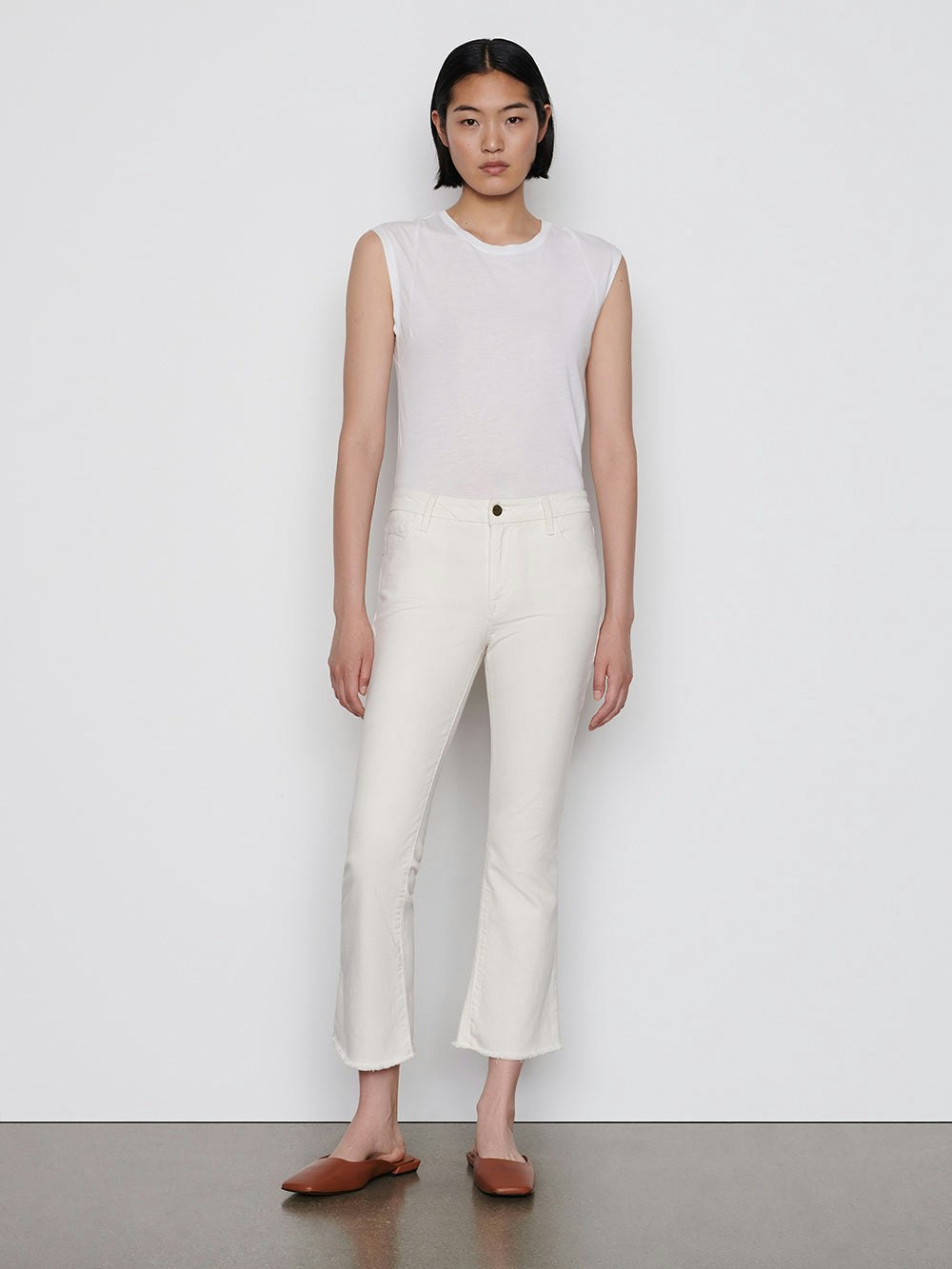jeans front full body view alt:hover